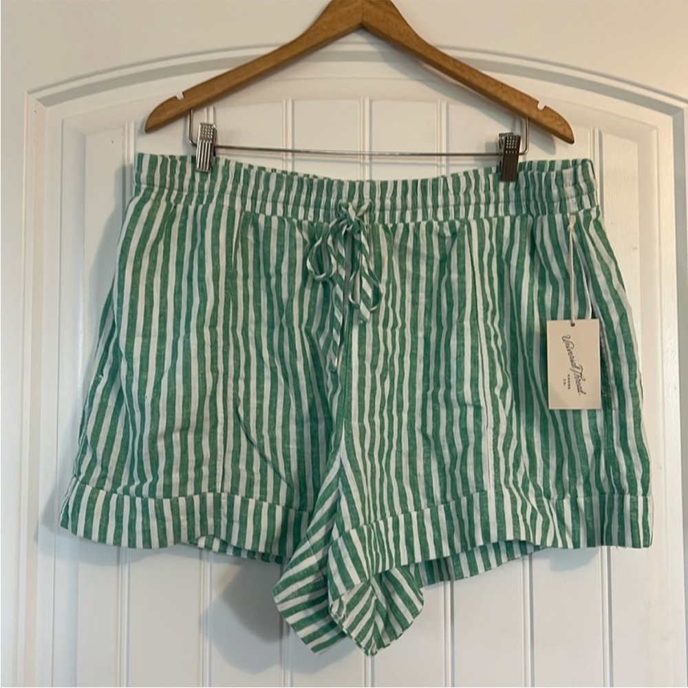 Universal Thread Green & White Striped High-Waist Drawstring Shorts